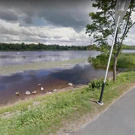 Riverside شقة بارنو